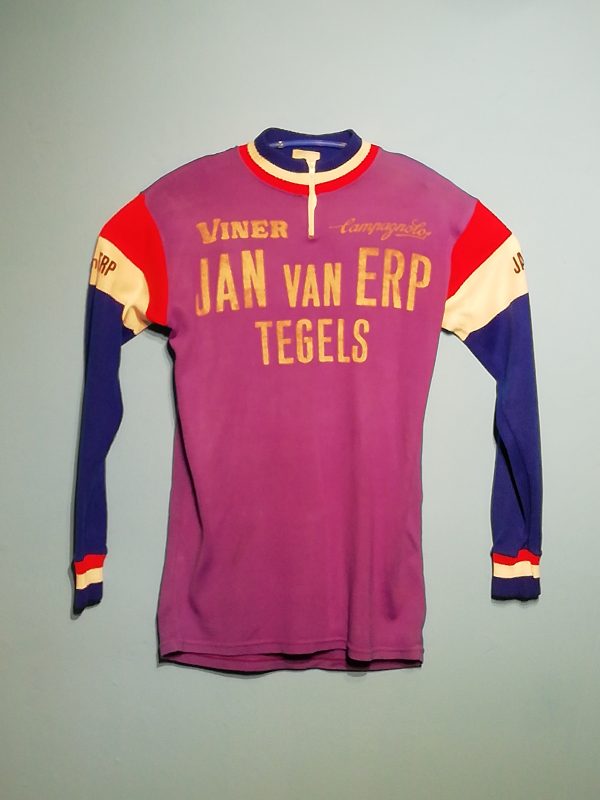 JAN VAN ERP TEGELS-VINER 1979